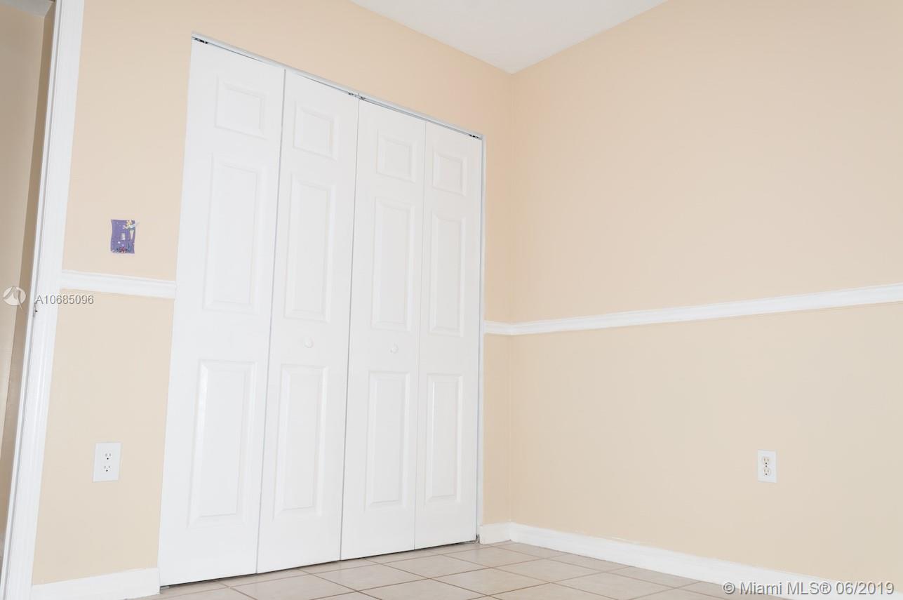 12601 Southwest 223rd Street Miami, FL 33170 - Photo 13 of 34