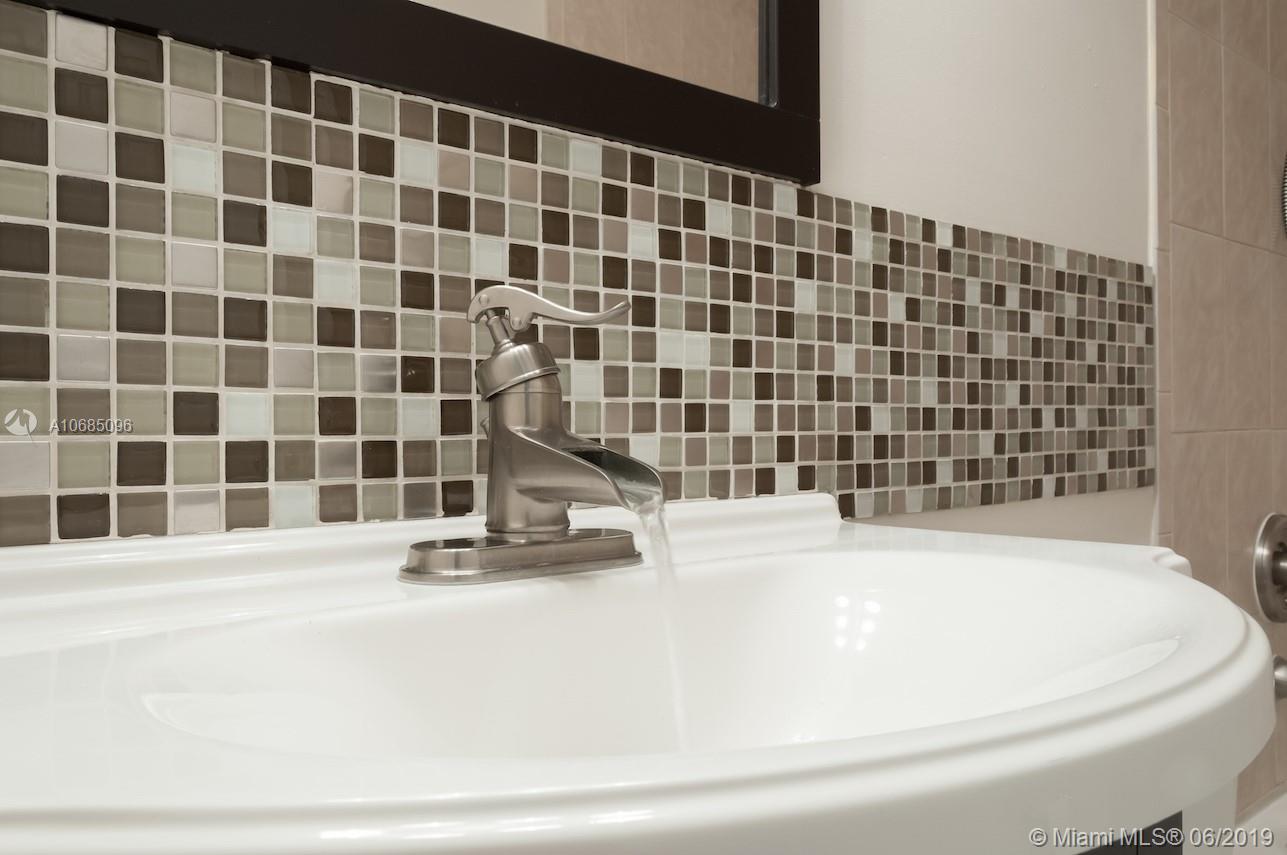 12601 Southwest 223rd Street Miami, FL 33170 - Photo 20 of 34