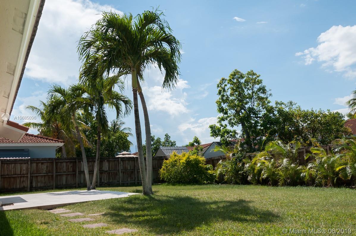 12601 Southwest 223rd Street Miami, FL 33170 - Photo 21 of 34