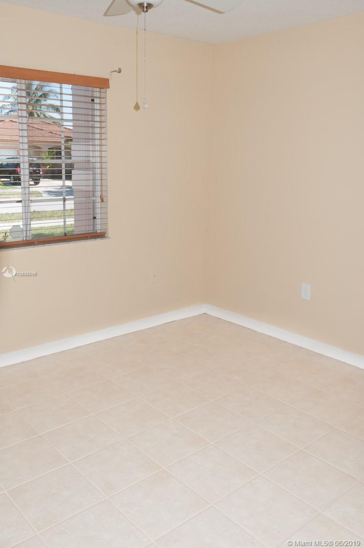 12601 Southwest 223rd Street Miami, FL 33170 - Photo 29 of 34