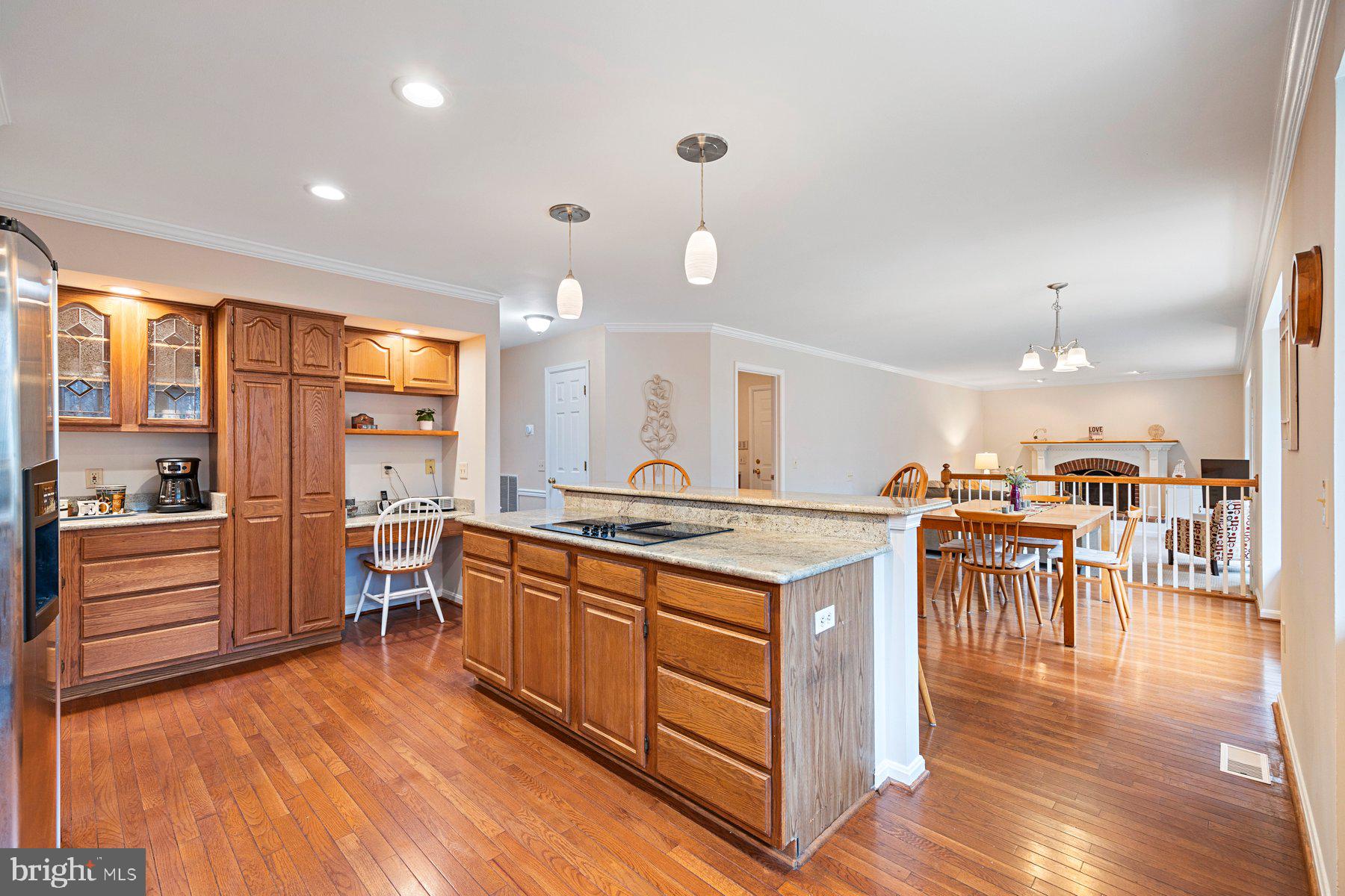 8037 Crest Road Laurel, MD 20723 - Photo 12 of 60