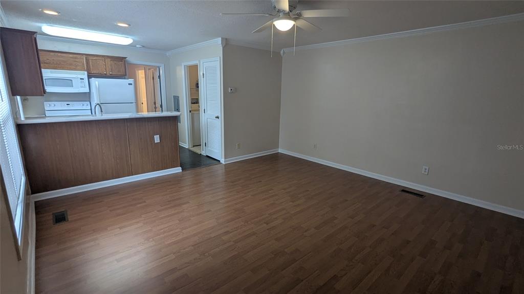 2905 Southwest Archer Road, Unit T5028 Gainesville, FL 32608 - Photo 7 of 24
