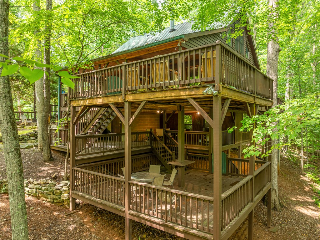 197 Smith Hill Road Blue Ridge, GA 30513 - Photo 12 of 36