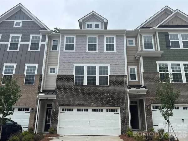 $424,999 | 1032 Bandon Drive, Unit 31, Waxhaw, NC 28173