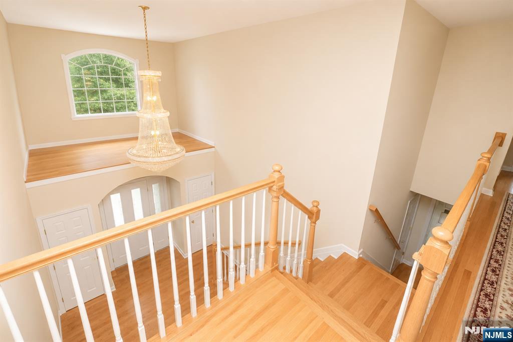 19 Westover Road Verona, NJ 07044 - Photo 15 of 46 Gallery Image 15