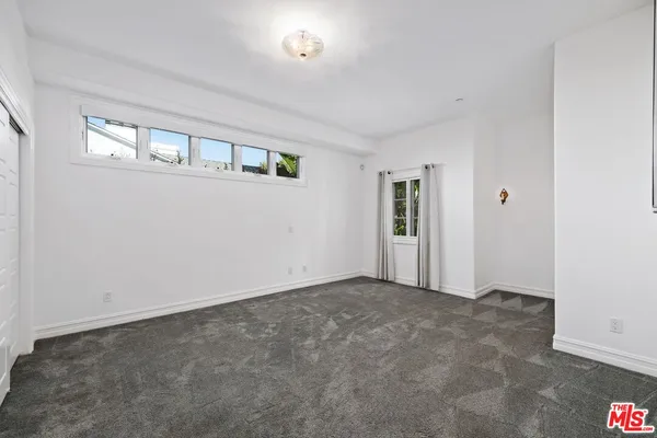 $18,000 | 438 Lincoln Boulevard, Santa Monica, CA 90402