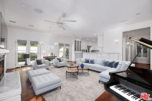 $18,000 | 438 Lincoln Boulevard, Santa Monica, CA 90402