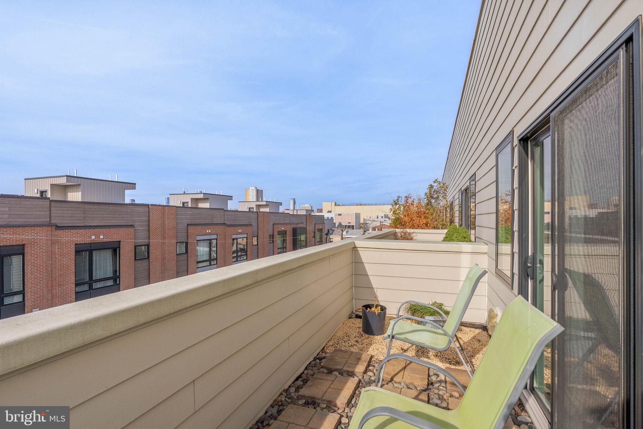1423 South Howard Street Philadelphia, PA 19147 - Photo 38 of 40 a view of balcony with furniture