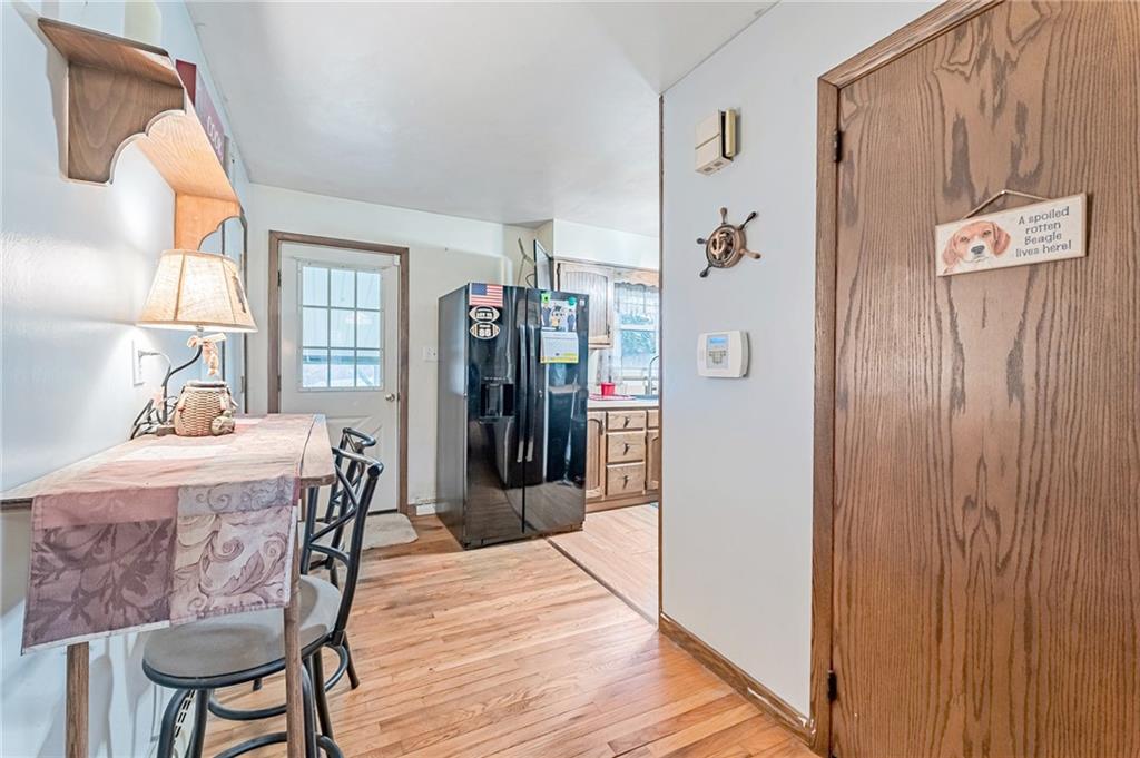 3965 Ridge Road Natrona Heights, PA 15065 - Photo 4 of 24 Gallery Image 4