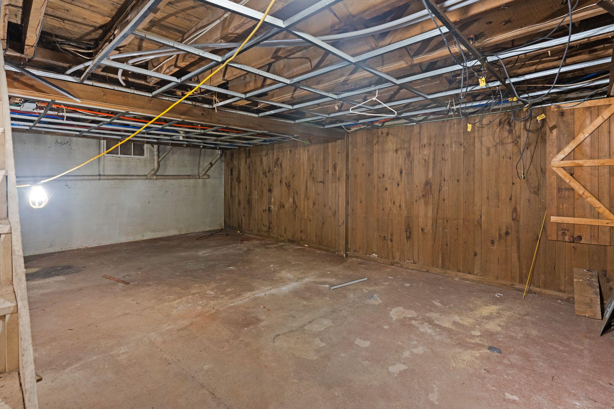 389 Randall Road Lewiston, ME 04240 - Photo 21 of 38 IMG_0967