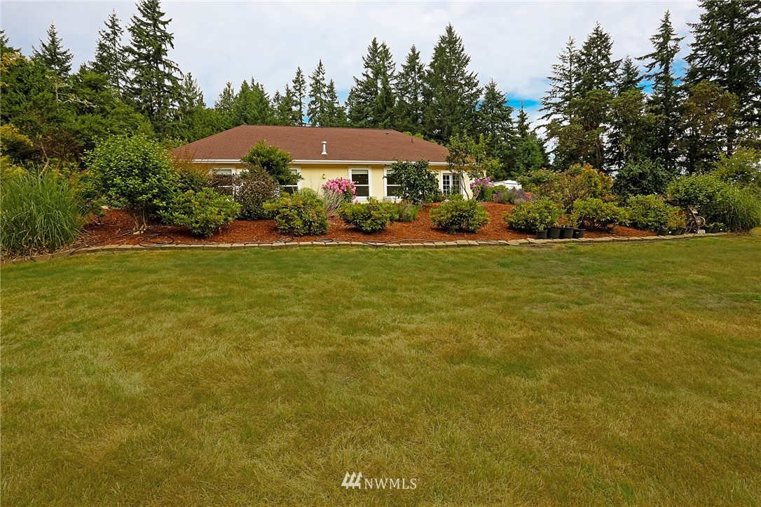 8280 Southeast Sedgwick Road Port Orchard, WA 98367 - Photo 3 of 25 Gallery Image 3