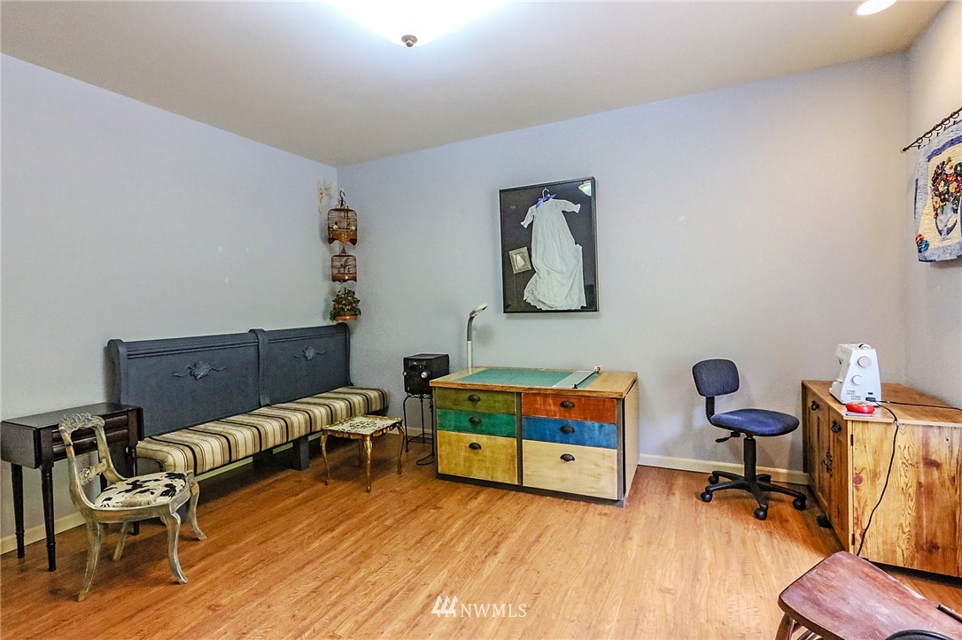 8280 Southeast Sedgwick Road Port Orchard, WA 98367 - Photo 22 of 25 Gallery Image 22