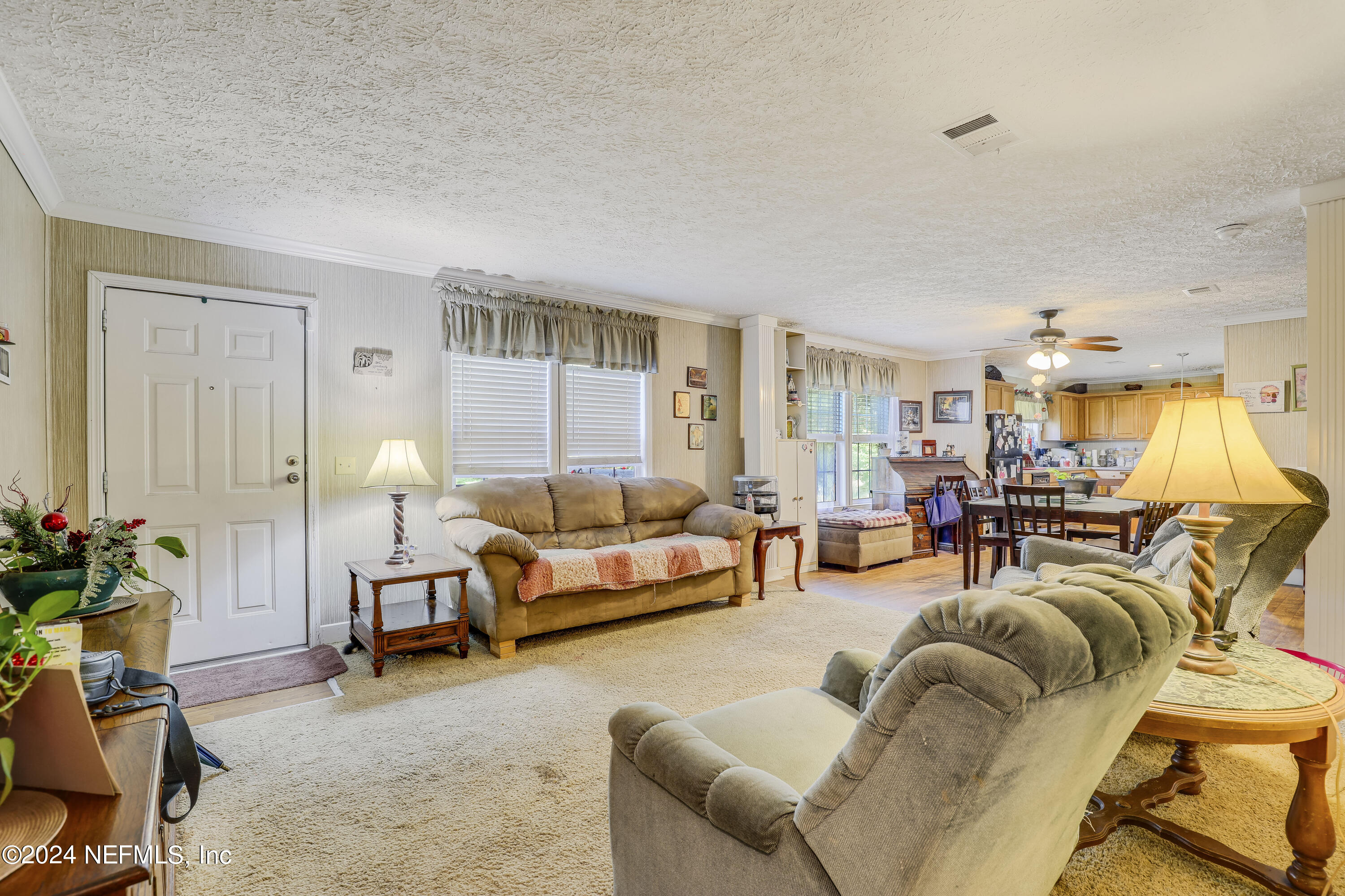3101 Lannie Road Jacksonville, FL 32218 - Photo 11 of 45 10 Living Room and Front Door