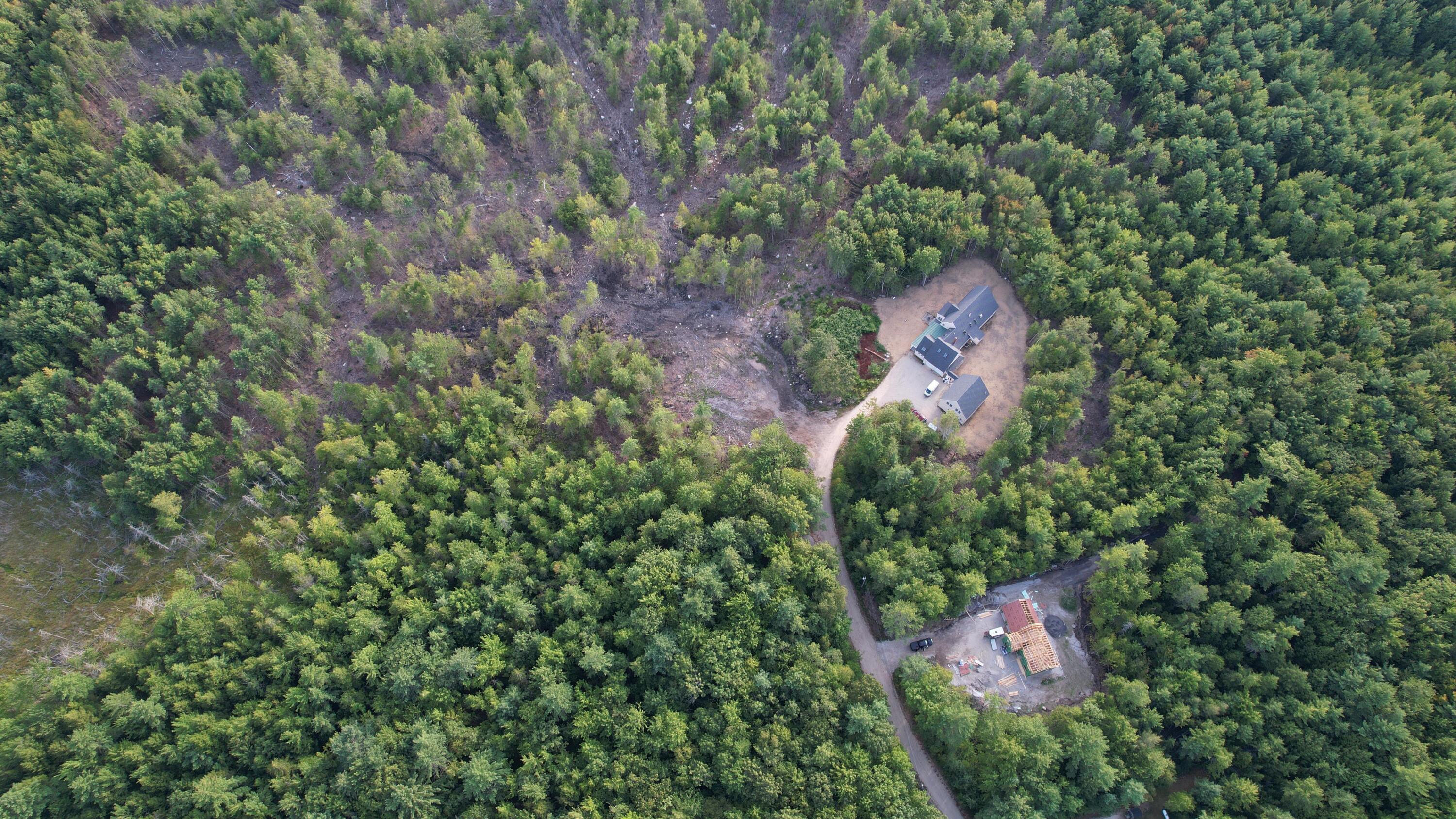 1 Blackthorne Lane Gray, ME 04039 - Photo 3 of 4 WhatsApp Image 2025-10-02 at 19.31.43_56