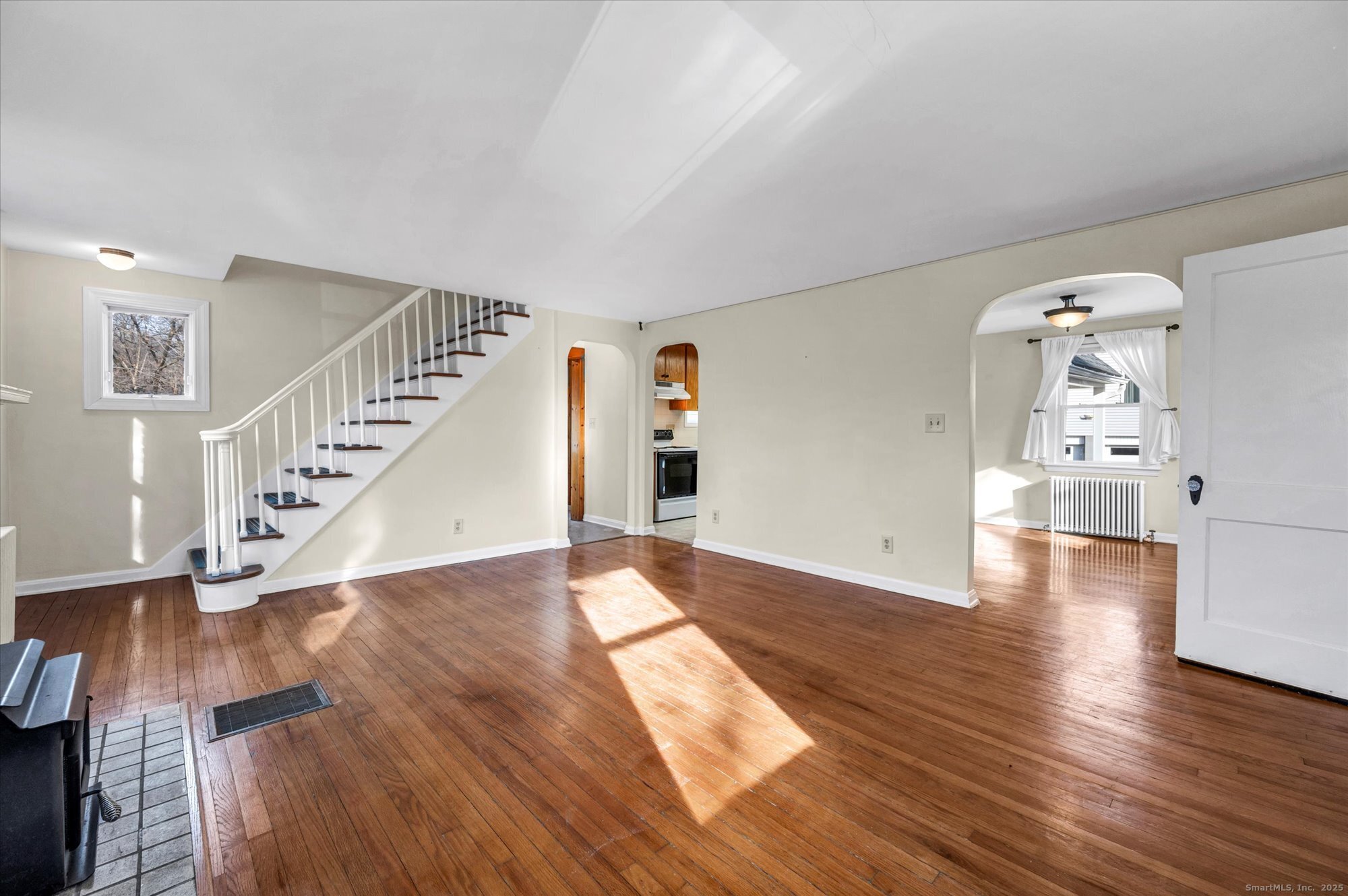 237 Boston Road Middletown, CT 06457 - Photo 10 of 32