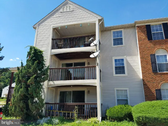 $1,895 | 9377 Scarlet Oak Drive, Manassas, VA 20110