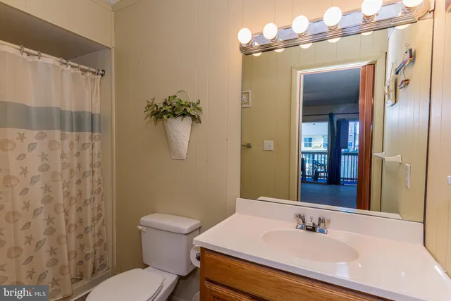 $345,000 | 128 Captains Quarters Road, Unit 201, Ocean City, MD 21842