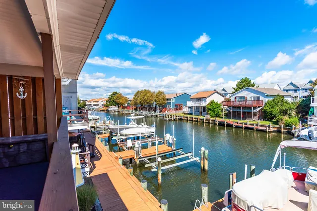 $345,000 | 128 Captains Quarters Road, Unit 201, Ocean City, MD 21842