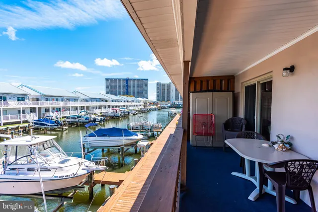 $345,000 | 128 Captains Quarters Road, Unit 201, Ocean City, MD 21842