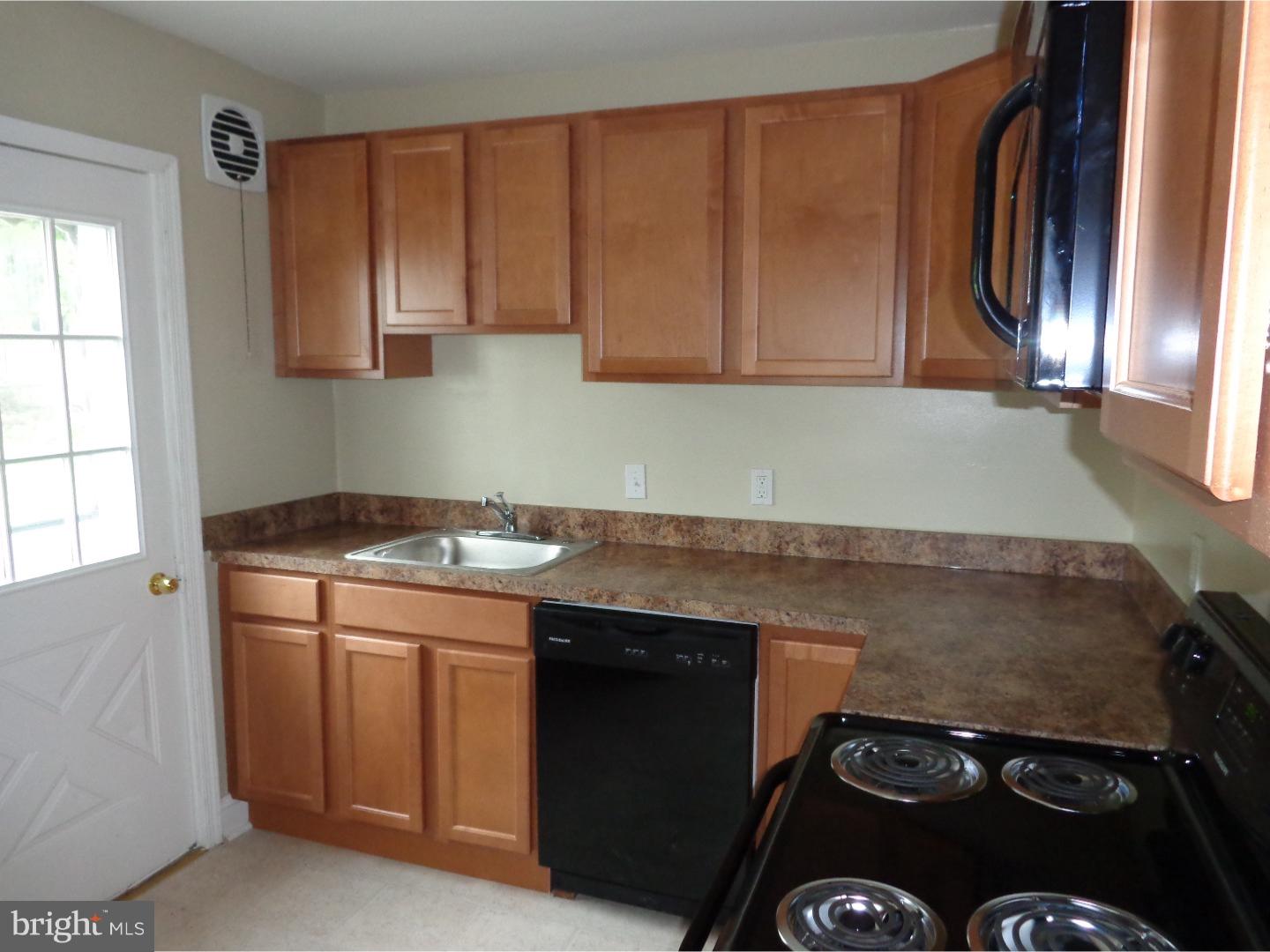 1760 Dutton Mill Road Aston, PA 19014 - Photo 7 of 12