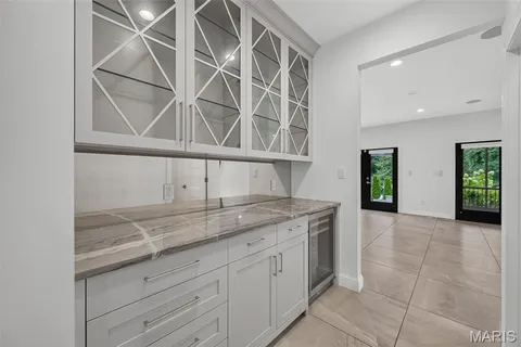 $1,850,000 | 26 Forsythia Lane, Olivette, MO 63132