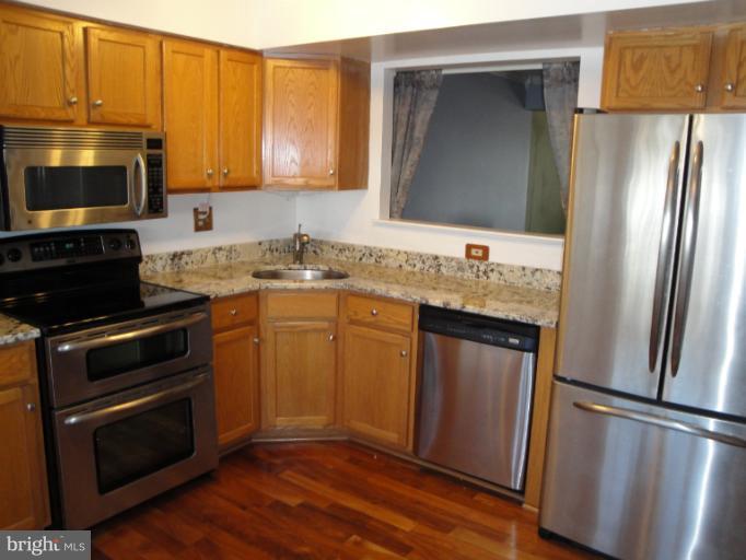 4011 Cutty Sark Road Middle River, MD 21220 - Photo 3 of 30 Kitchen