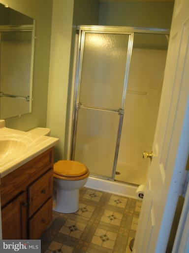 4011 Cutty Sark Road Middle River, MD 21220 - Photo 25 of 30 Master Bath