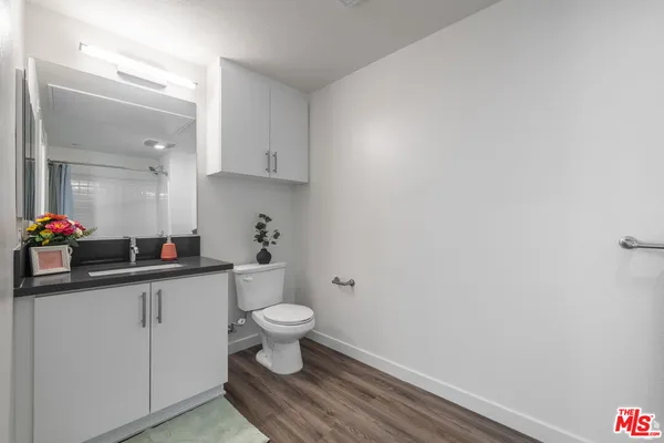 $2,295 | 3567 Chesapeake Avenue, Unit 406, Los Angeles, CA 90016