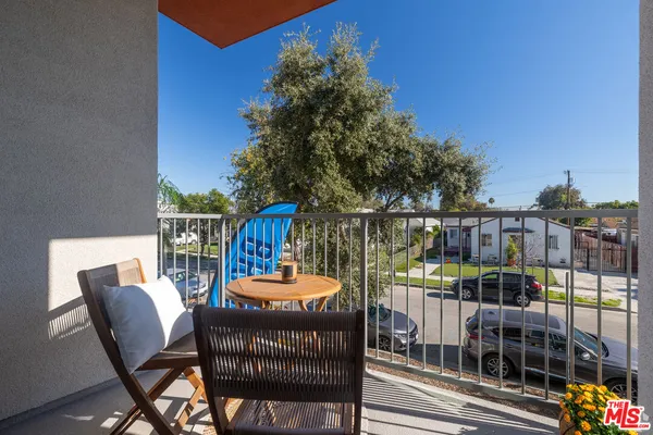$2,295 | 3567 Chesapeake Avenue, Unit 406, Los Angeles, CA 90016