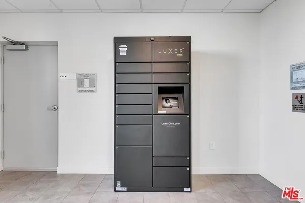 $2,295 | 3567 Chesapeake Avenue, Unit 406, Los Angeles, CA 90016