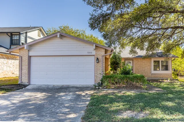 $289,000 | 7202 Frontier Ridge Drive, Converse, TX 78109