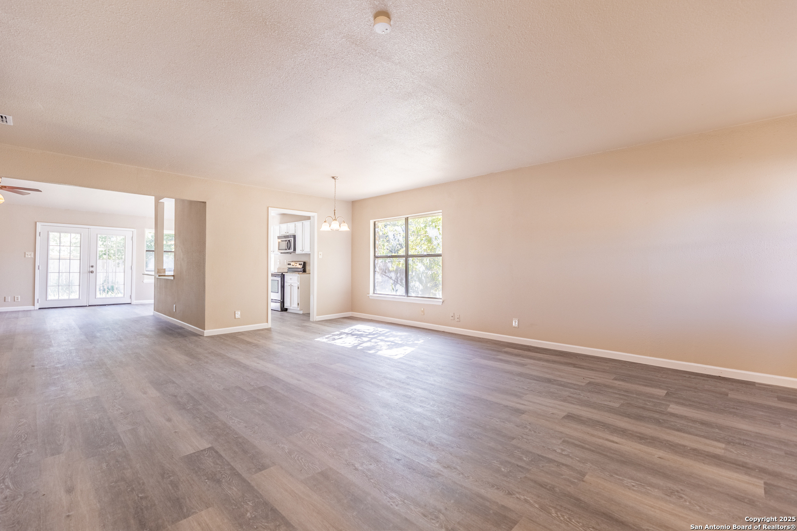 7202 Frontier Ridge Drive Converse, TX 78109 - Photo 4 of 29