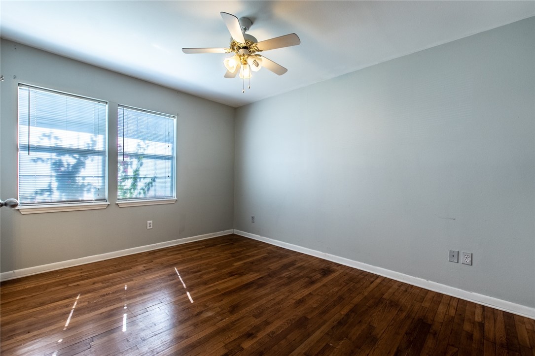 4821 Mable Street Corpus Christi, TX 78411 - Photo 24 of 32