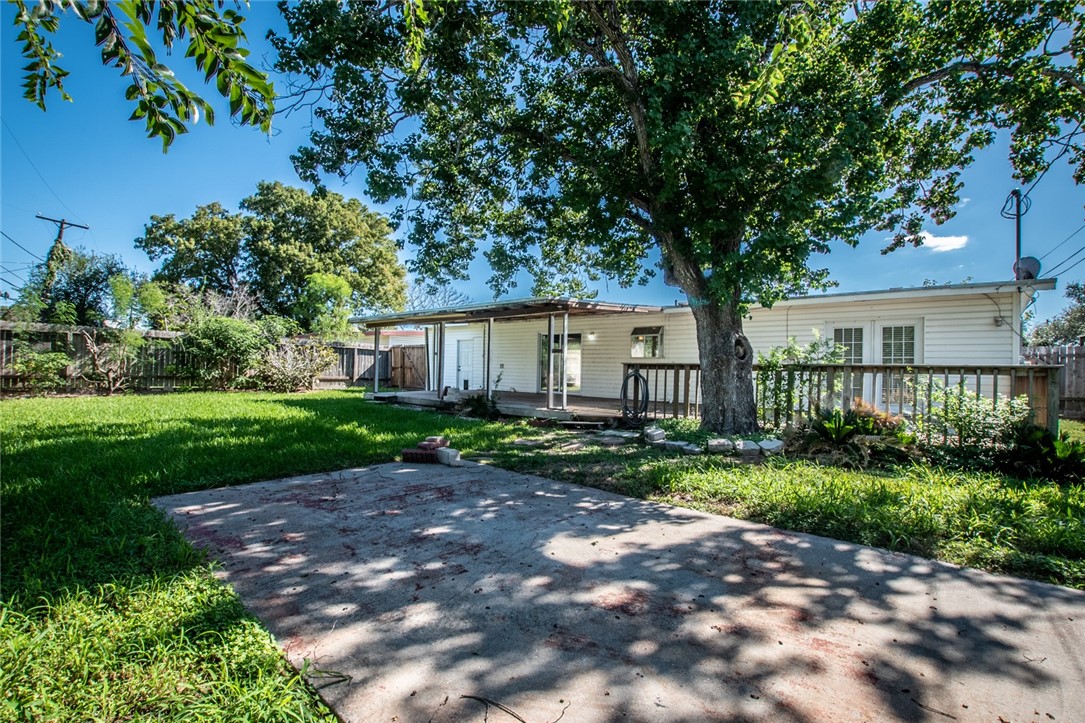 4821 Mable Street Corpus Christi, TX 78411 - Photo 30 of 32