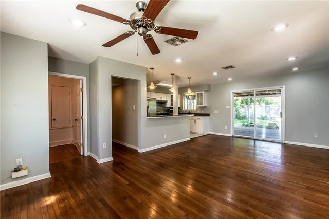 $1,700 | 4821 Mable Street, Corpus Christi, TX 78411