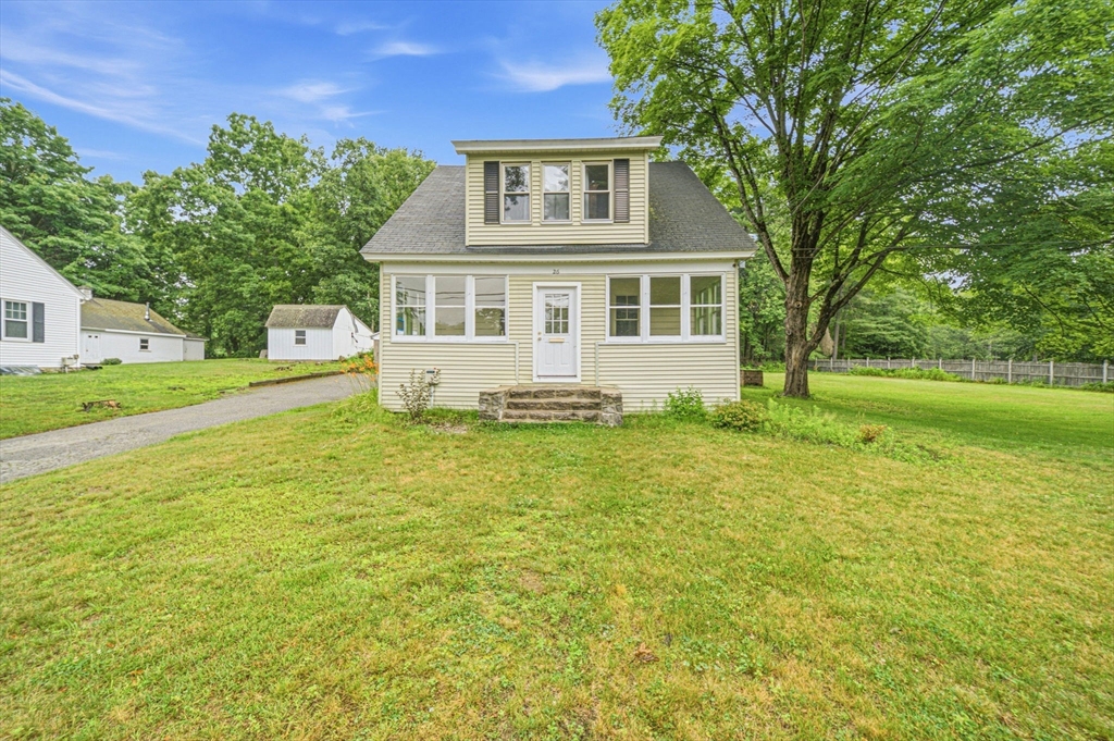 26 Hough Road Sutton, MA 01590 - Photo 2 of 23