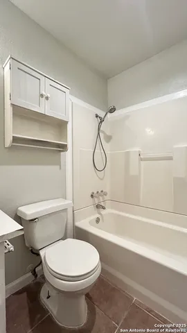 $1,195 | 9623 Golden Bend, San Antonio, TX 78250