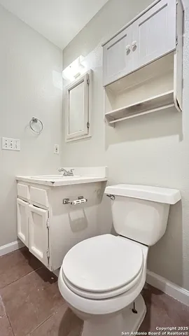 $1,195 | 9623 Golden Bend, San Antonio, TX 78250