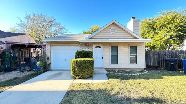 $1,195 | 9623 Golden Bend, San Antonio, TX 78250