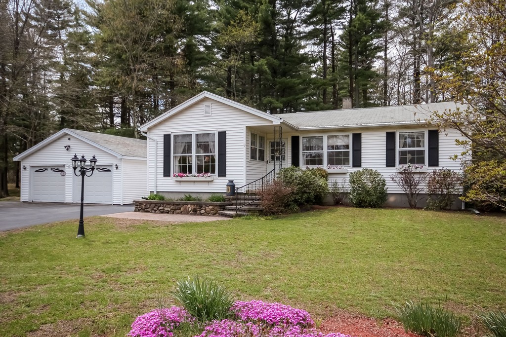 17 Kempton Road Millville, MA 01529 - Photo 1 of 21 Gallery Image 1