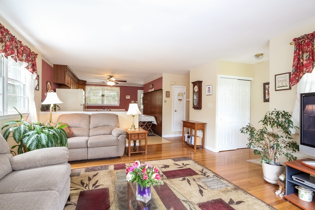 17 Kempton Road Millville, MA 01529 - Photo 2 of 21 Gallery Image 2
