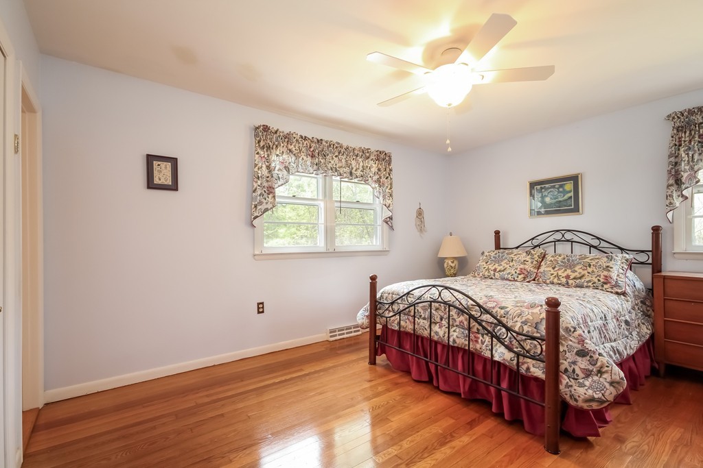 17 Kempton Road Millville, MA 01529 - Photo 6 of 21 Gallery Image 6
