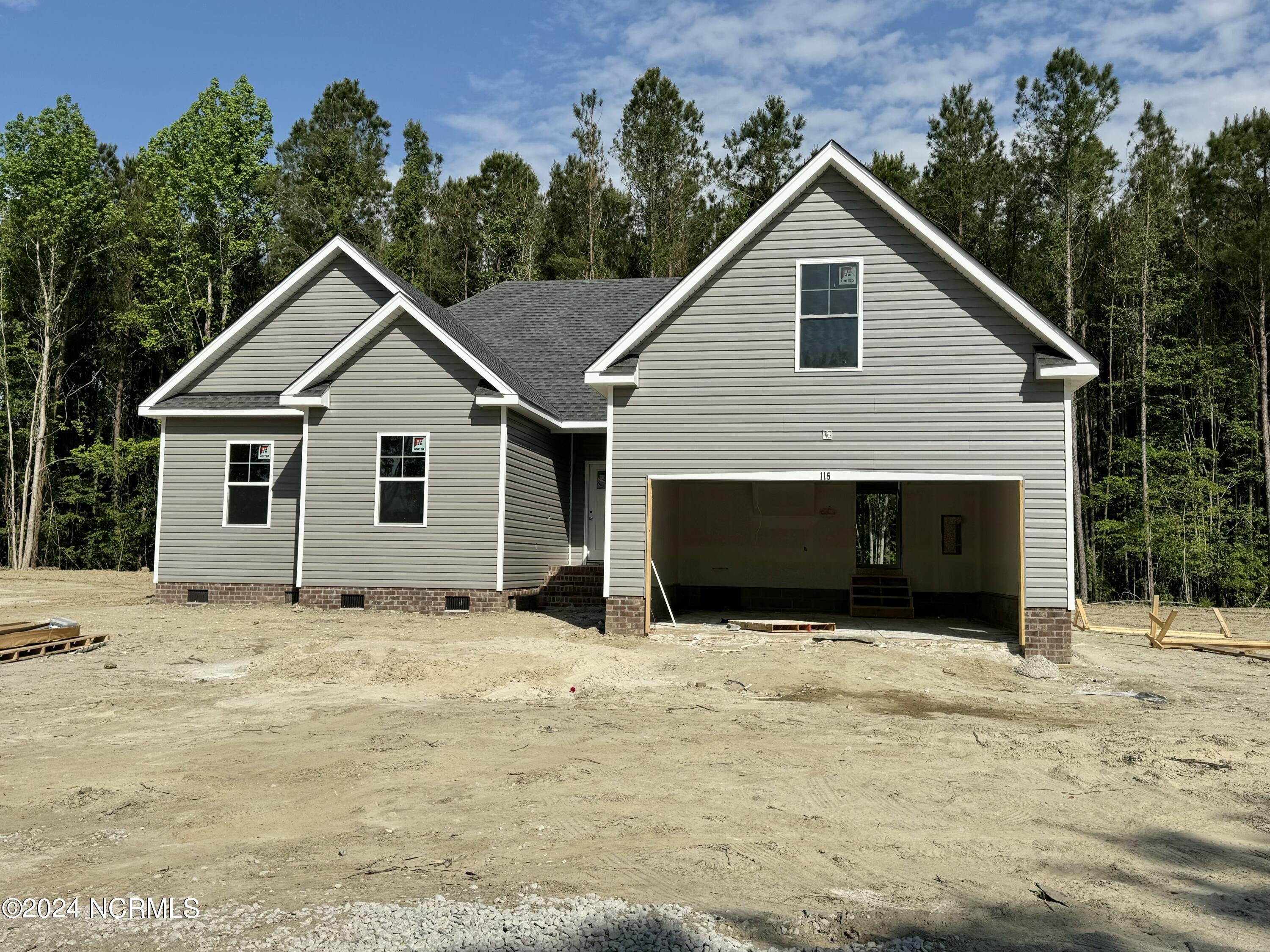 115 North River Rd  