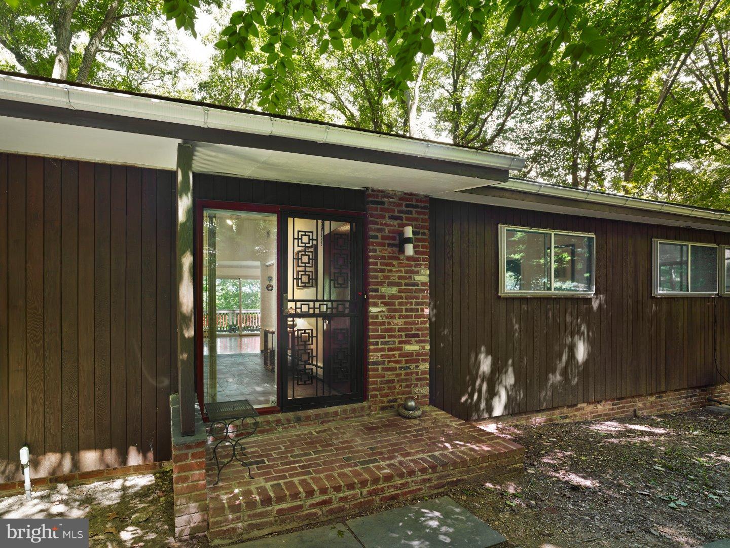 200 Lawrence Lane Wayne, PA 19087 - Photo 2 of 14