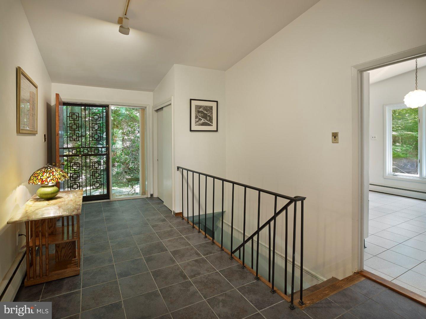 200 Lawrence Lane Wayne, PA 19087 - Photo 3 of 14