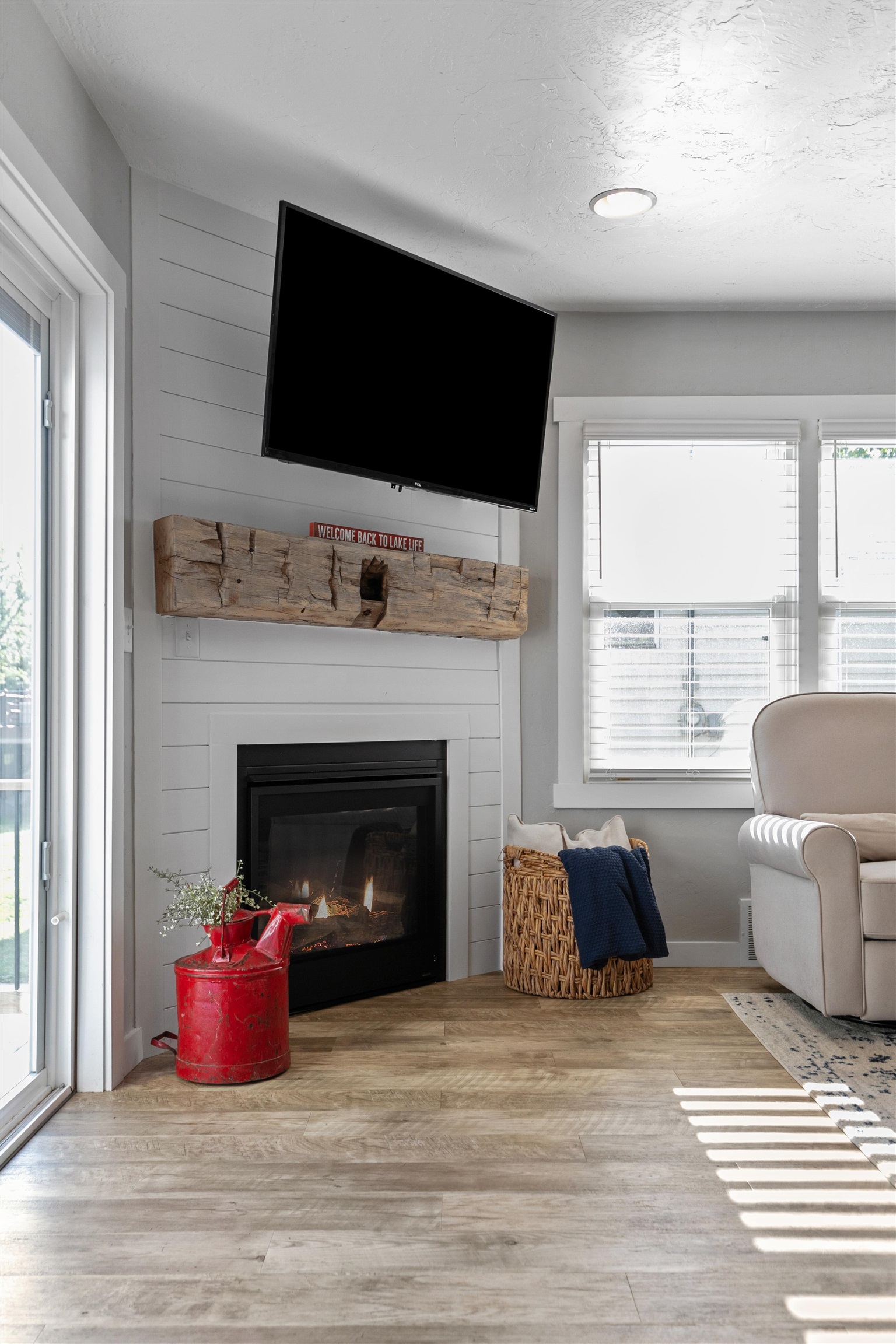 8052 Kolodzik Road Winneconne, WI 54986 - Photo 7 of 36