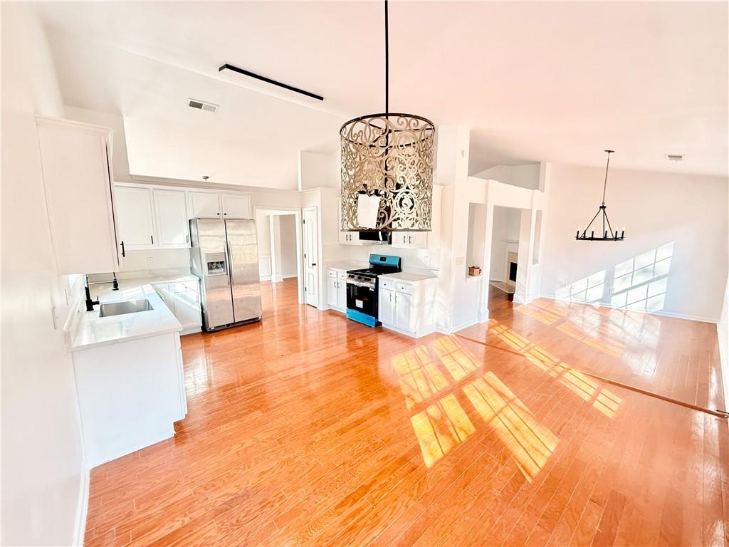 557 Vickers Lane Locust Grove, GA 30248 - Photo 10 of 27