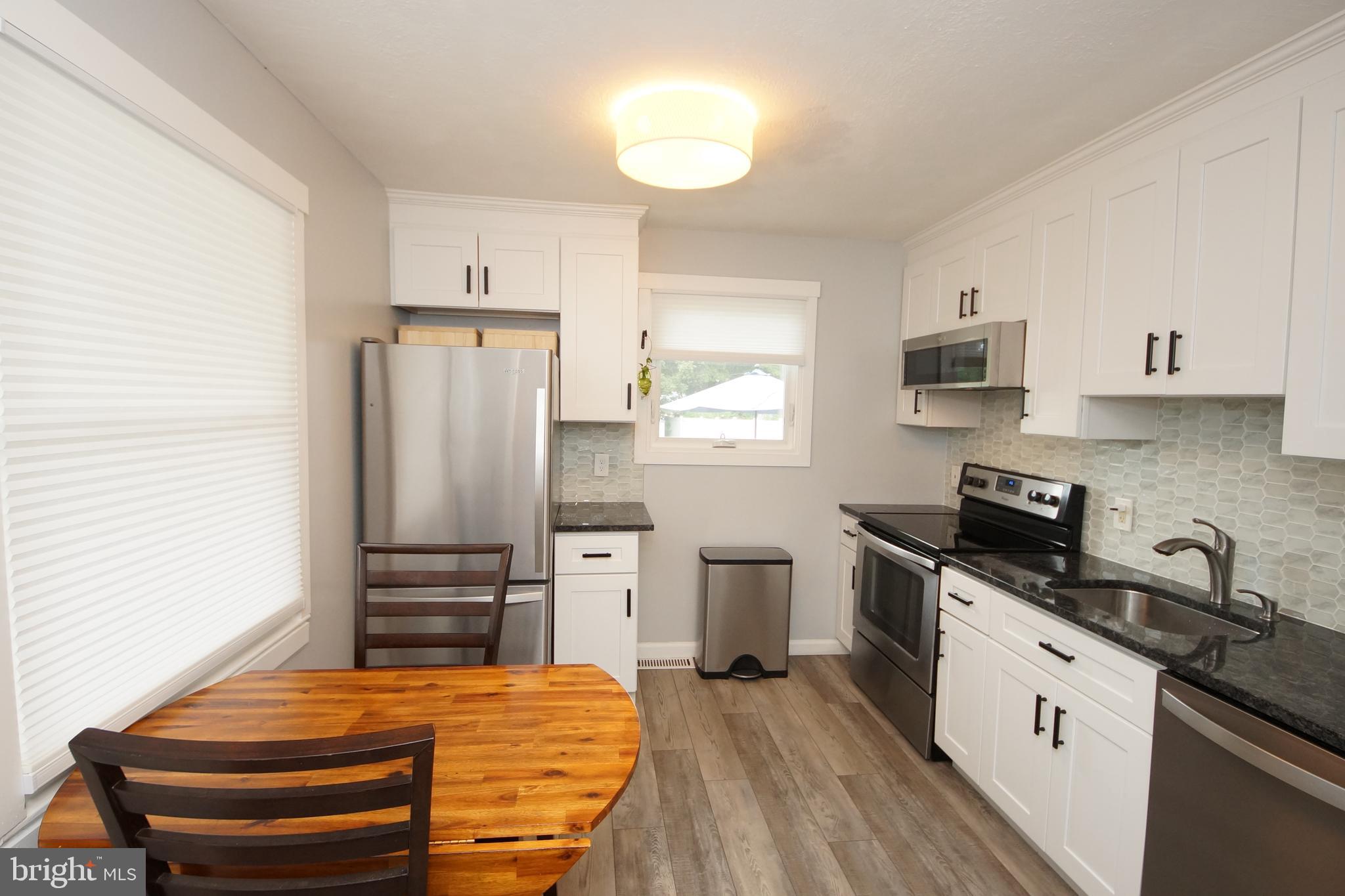 197 Franklyn Road Ewing, NJ 08628 - Photo 8 of 20