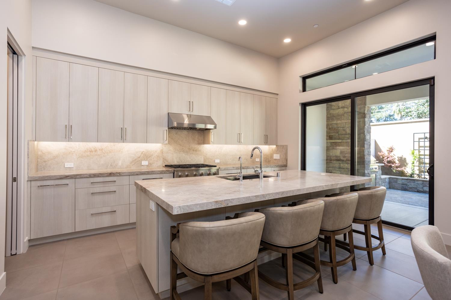 1319 Trey Way Modesto, CA 95356 - Photo 13 of 33