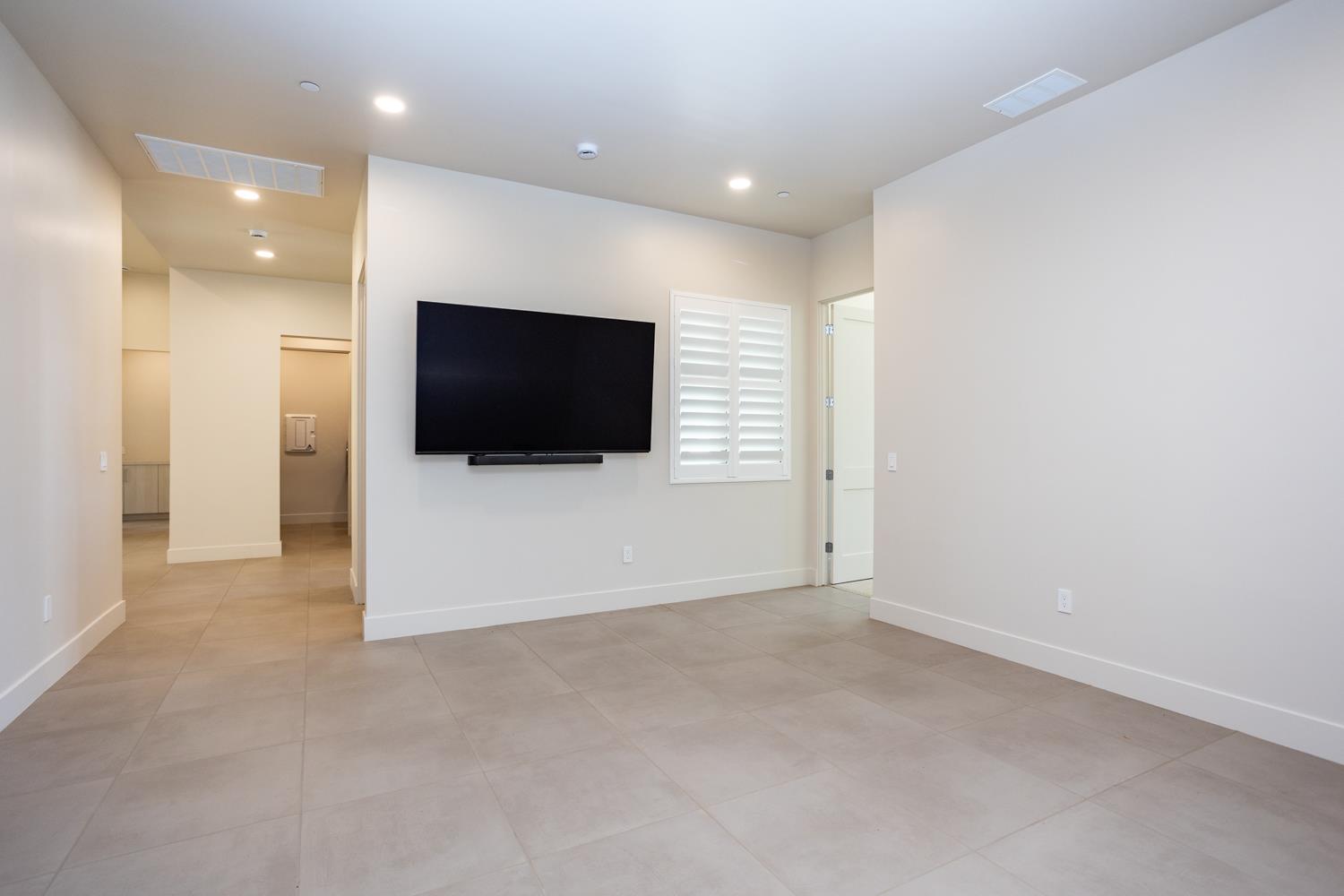 1319 Trey Way Modesto, CA 95356 - Photo 16 of 33